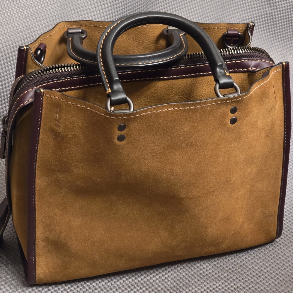 Coach Rogue 30/31